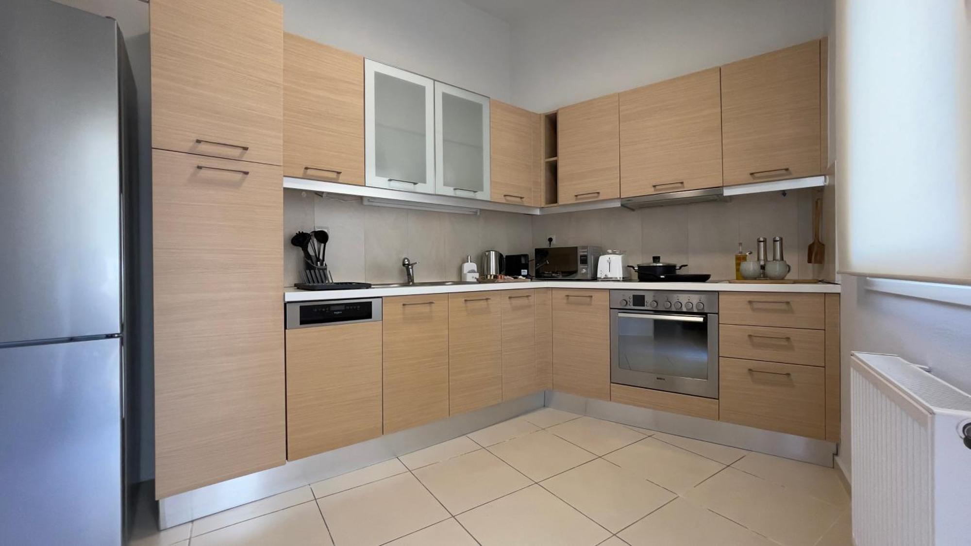 Nh Urban Living In Nea Alikarnassos Appartement Iraklion Buitenkant foto
